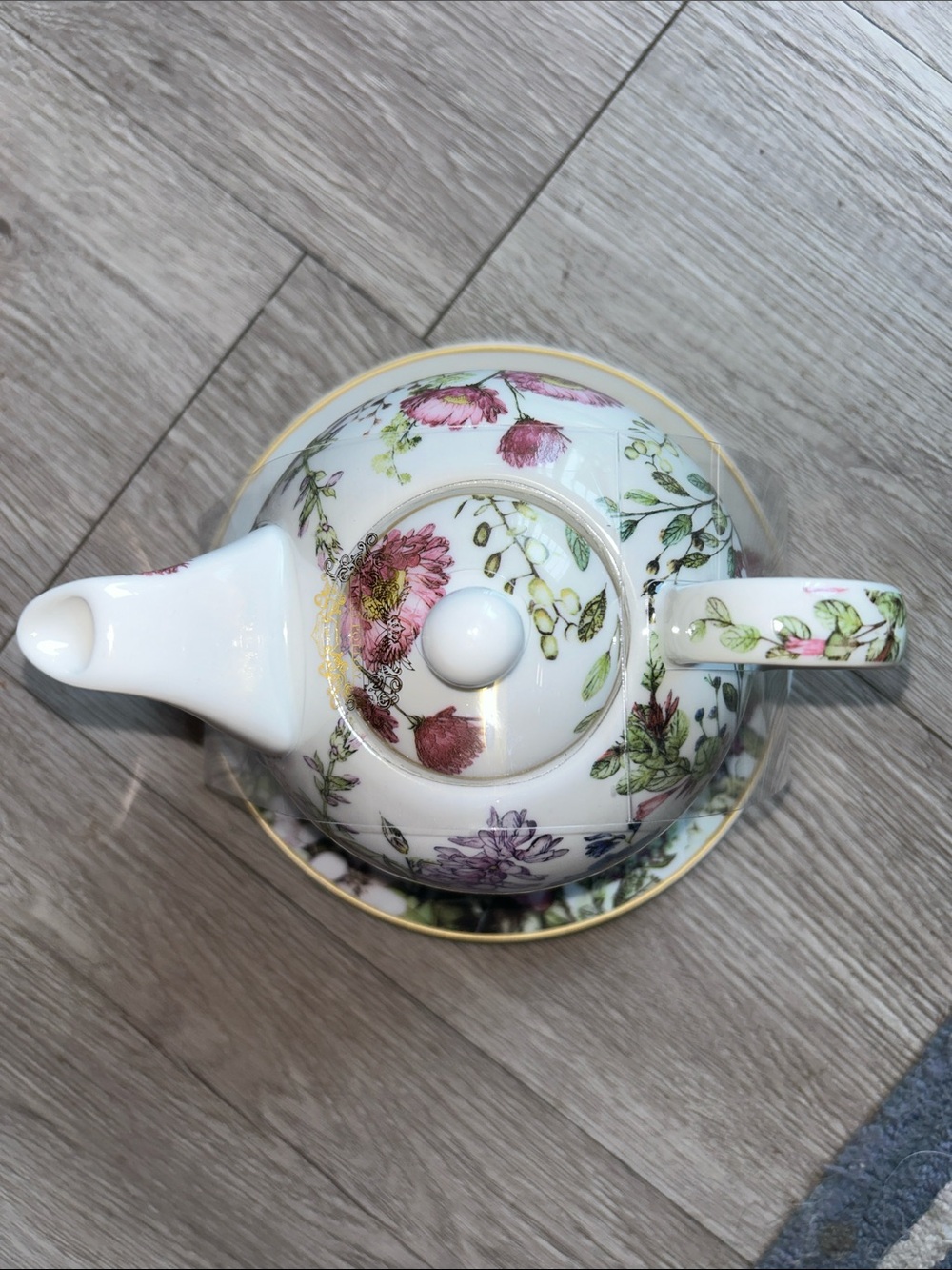 Tea Set for One - Picture 5 of 7